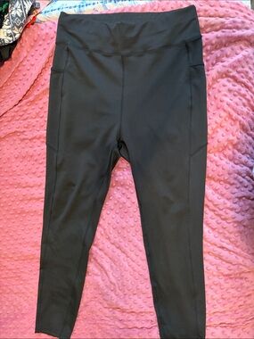 POP Fit Black High-Waist Athletic Leggings